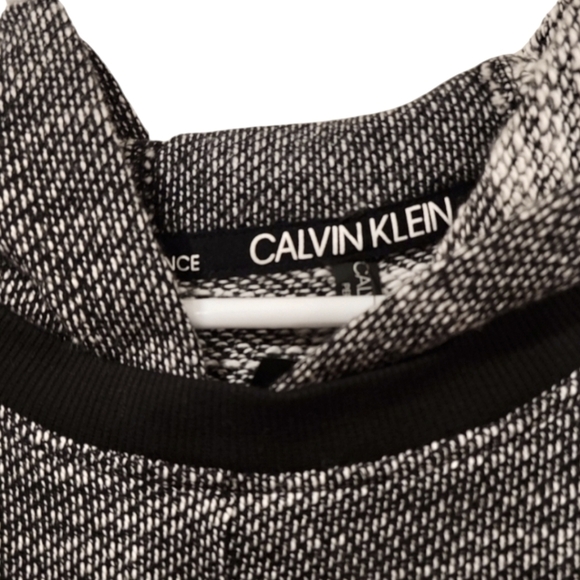Calvin Klein NWT Performance Cropped Hoodie - Picture 8 of 9